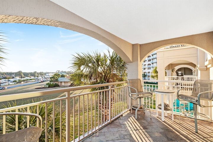 Terrace/Patio 14 of 27