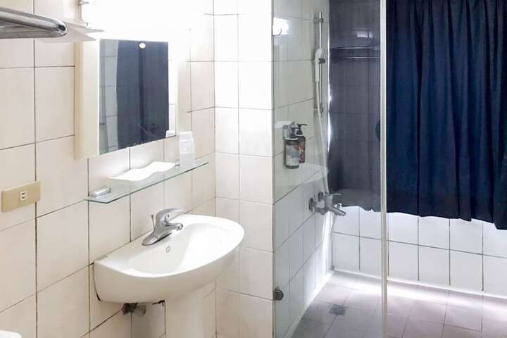 Clean Restrooms