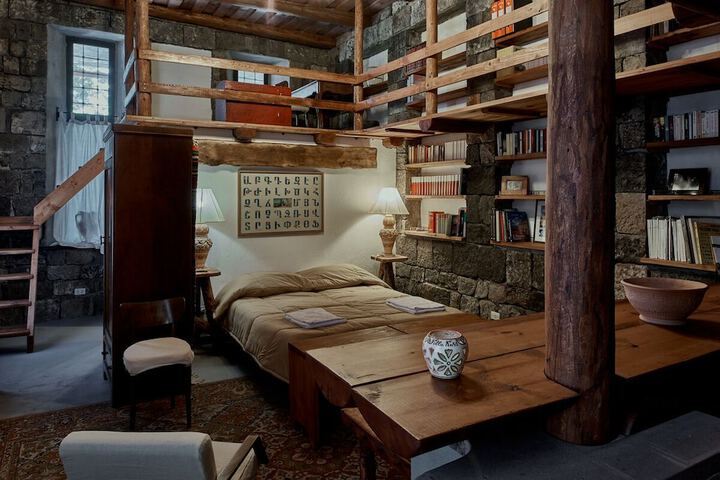 Room 2 of 12