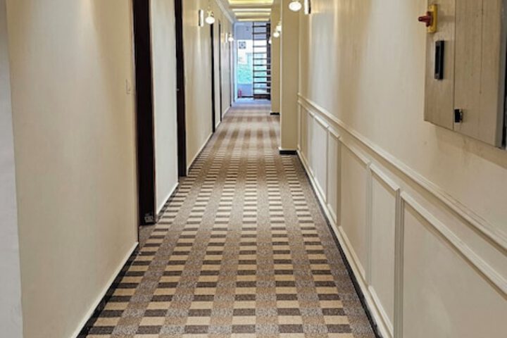 Hotel 30 of 35