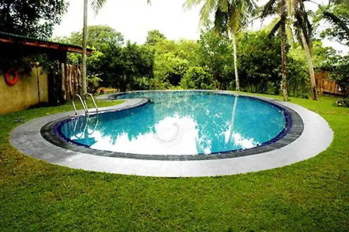 Pool 3 of 8