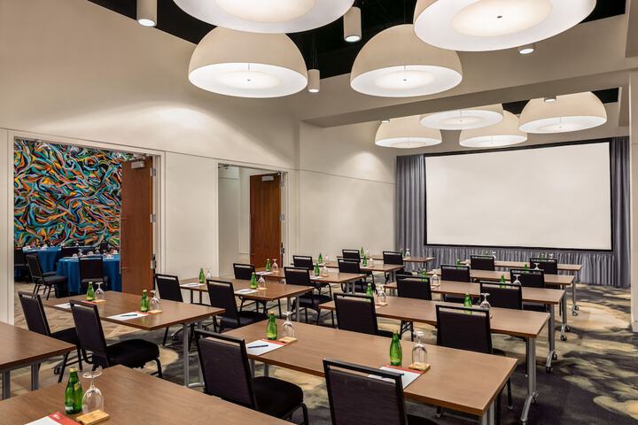 Meeting facility