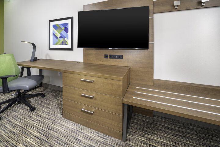 Room 6 of 47