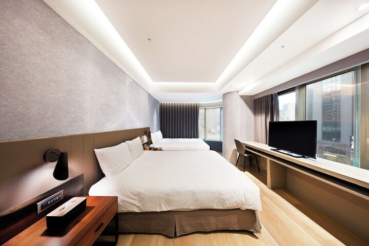 Room 49 of 72