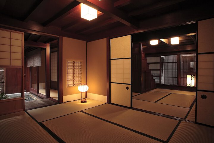 Room 3 of 26
