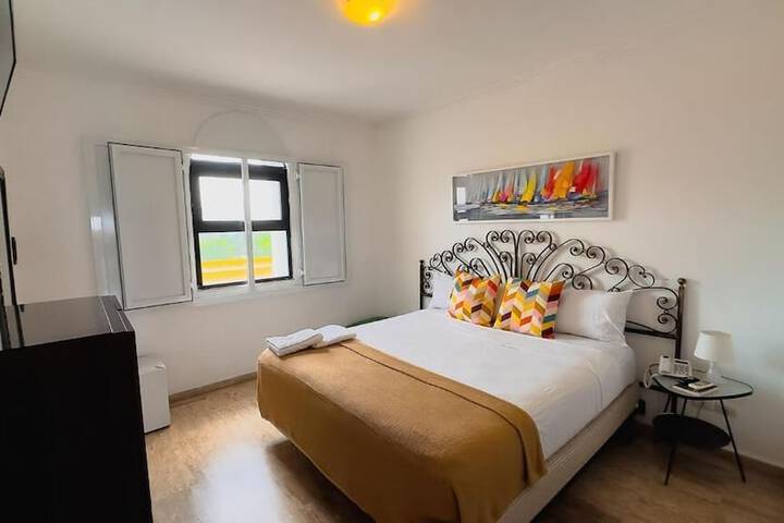 Room 2 of 15