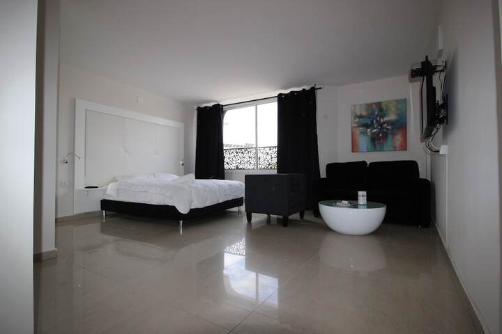 Room 17 of 70