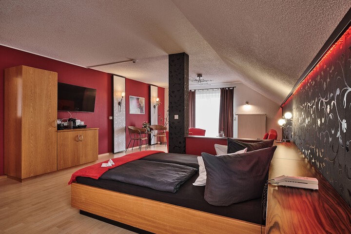 Room 27 of 53