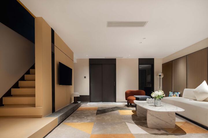 Room 17 of 110