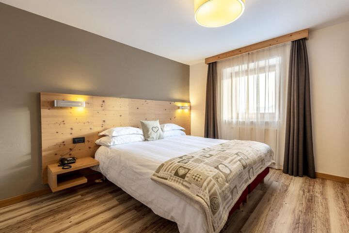Room 14 of 49