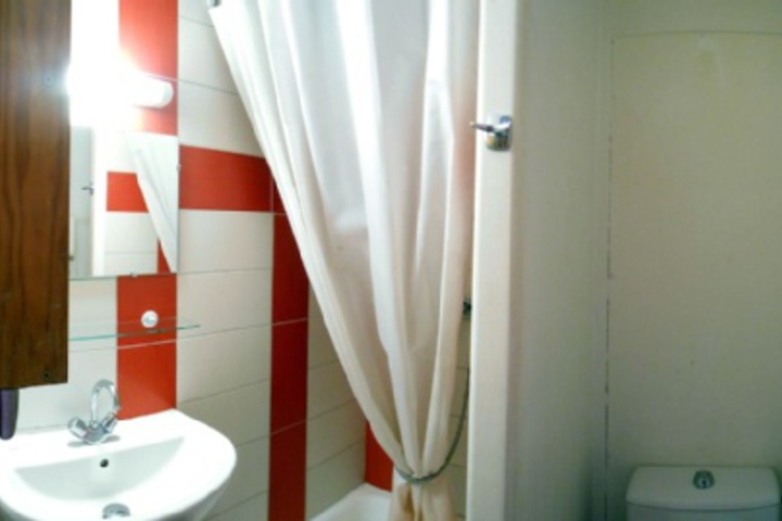 Room 156 of 216