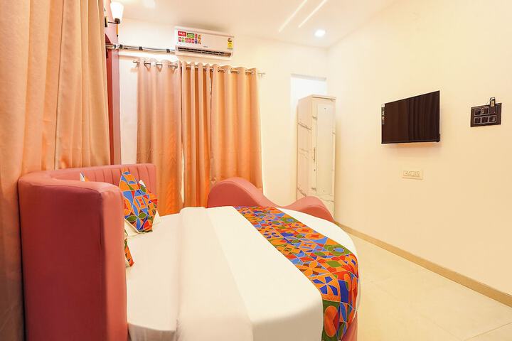 Room 17 of 29