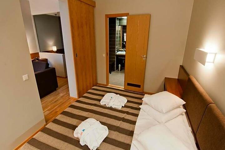 Room 40 of 59