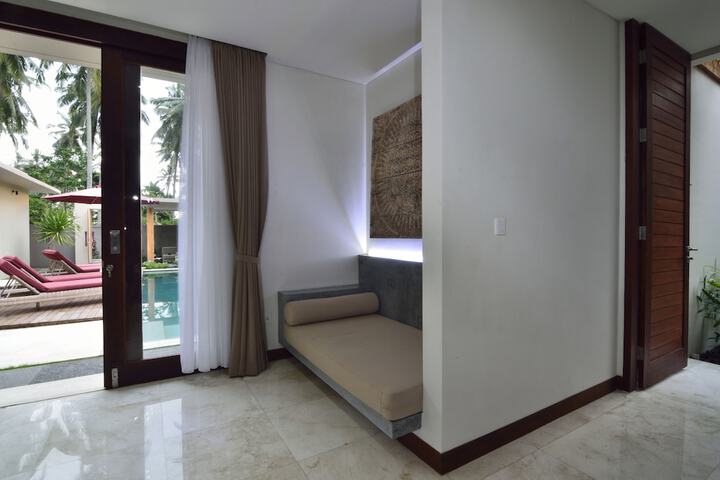 Room 3 of 62