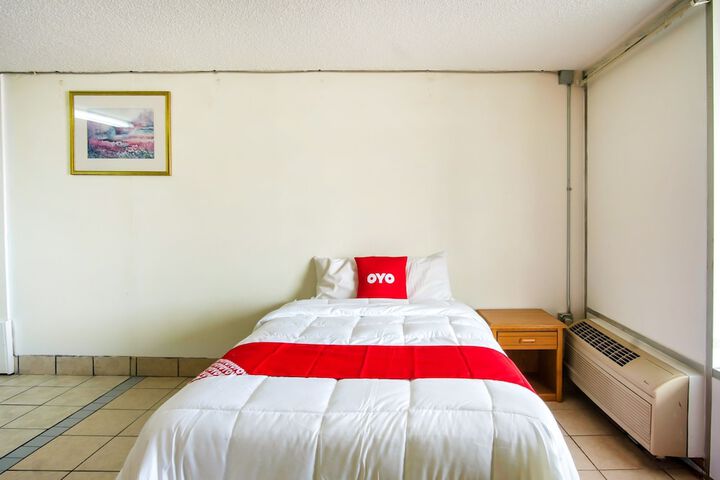 Room 21 of 57