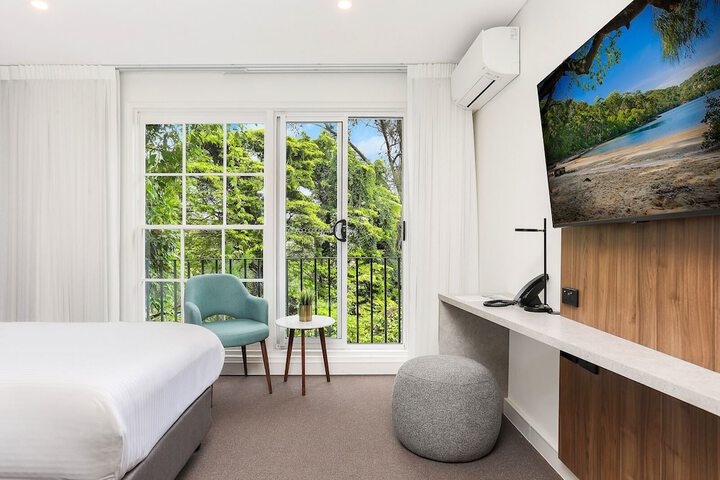 Room 5 of 41