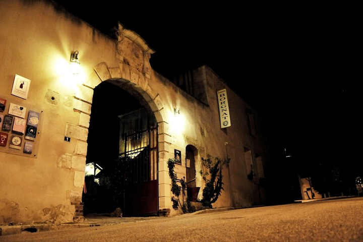 Hotel Entry