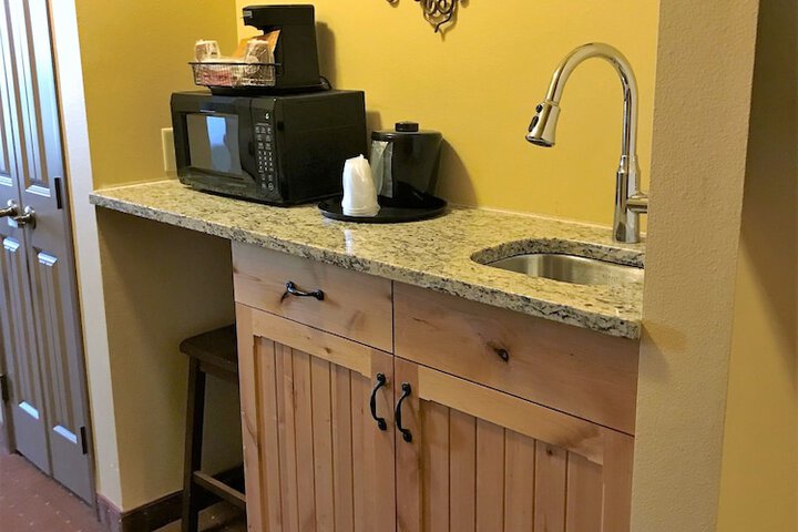 Private kitchenette