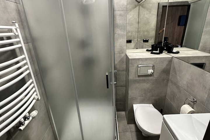 Room 71 of 110