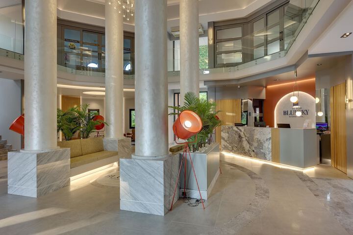 Hotel Interior 4 of 94