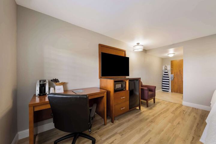 Room 45 of 65