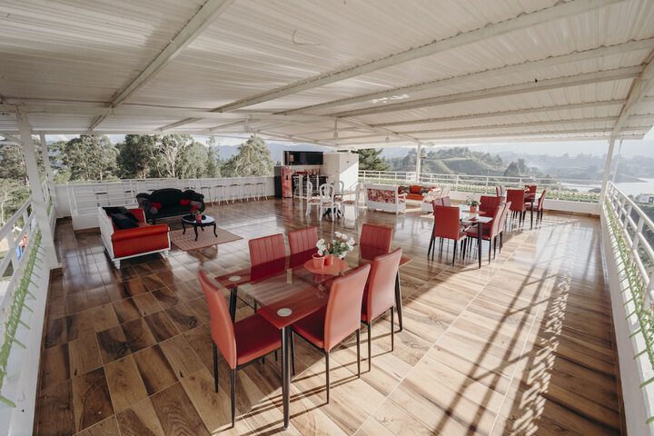 Terrace/Patio 68 of 72