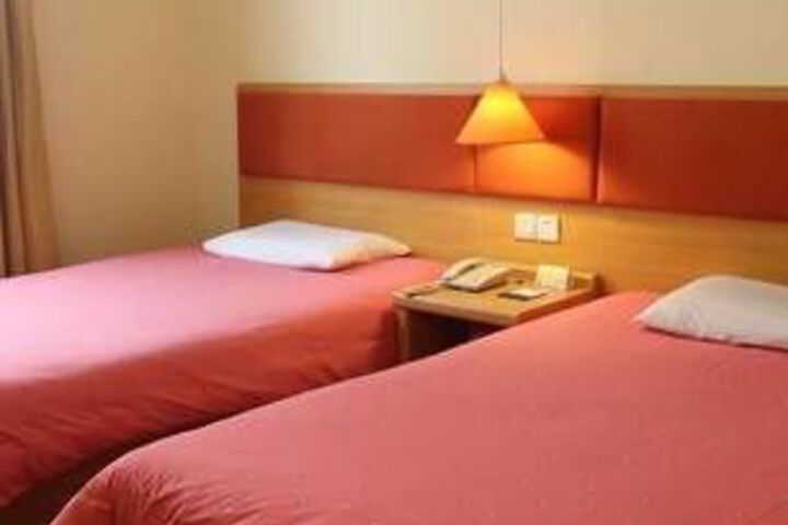 Room 22 of 29