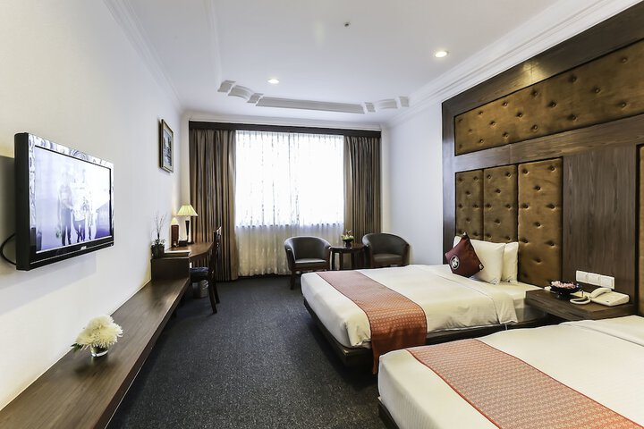 Room 25 of 65