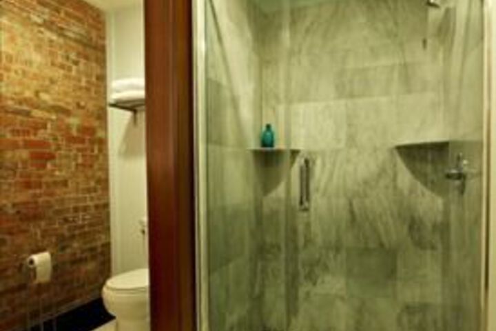 Room 3 of 23