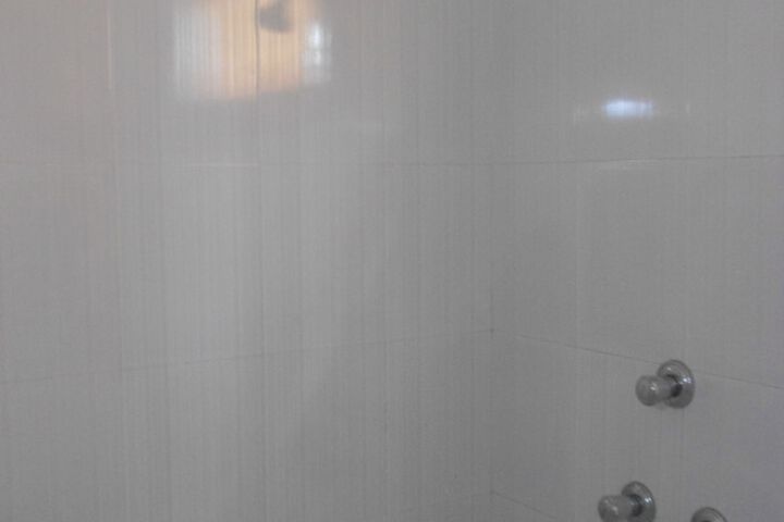 Room 15 of 28