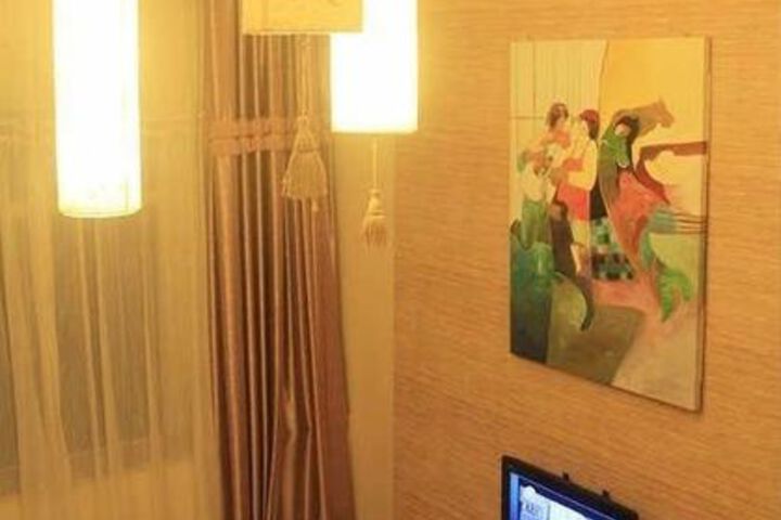 Room 36 of 79