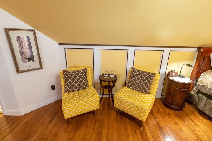 Room 37 of 124