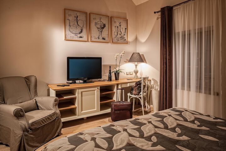 Room 7 of 45