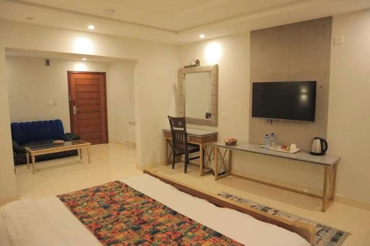 Room 29 of 50