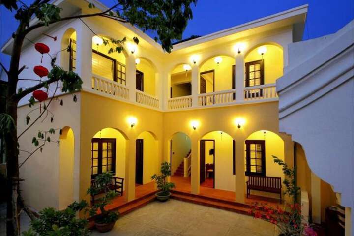 Hop Y Homestay