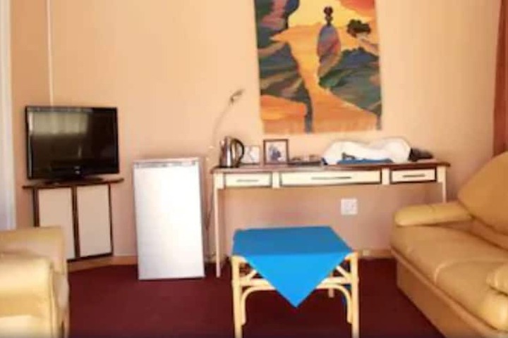 Room 14 of 35