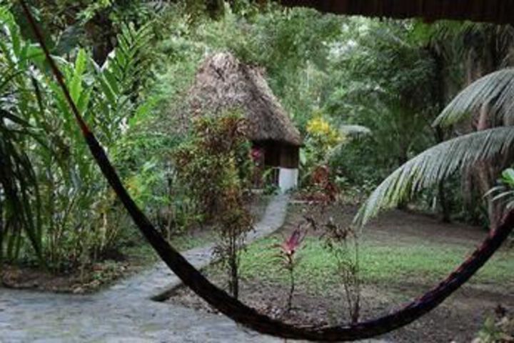 Room 4 of 8