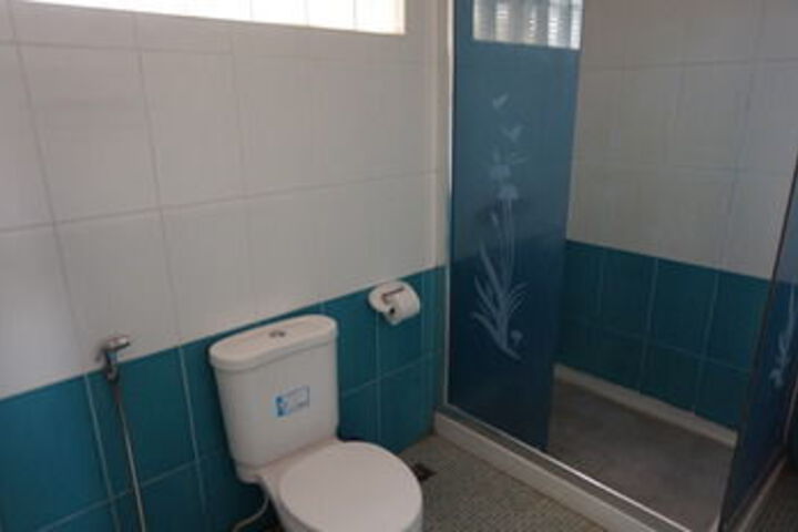 Room 5 of 37