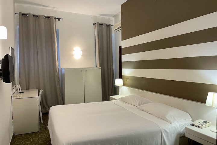 Room 41 of 61