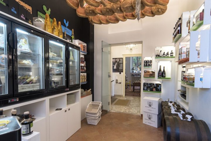 Gift Shop 136 of 179