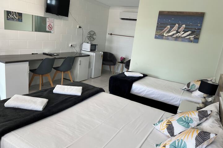 Room 8 of 23