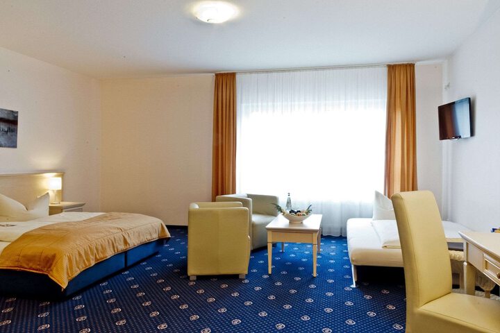 Room 21 of 50