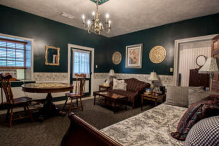 Room 14 of 27
