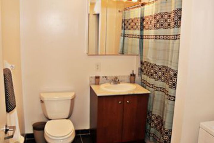 Room 3 of 17