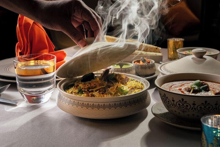 Dining 220 of 263