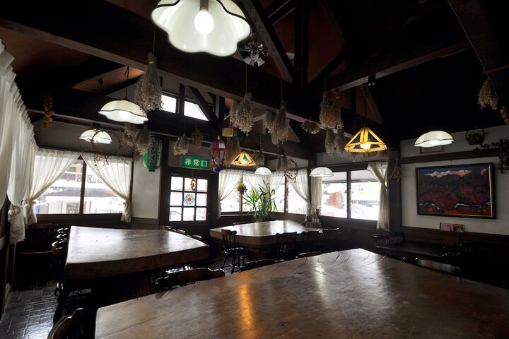 Dining Photos