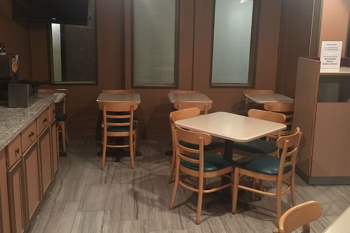 Breakfast area