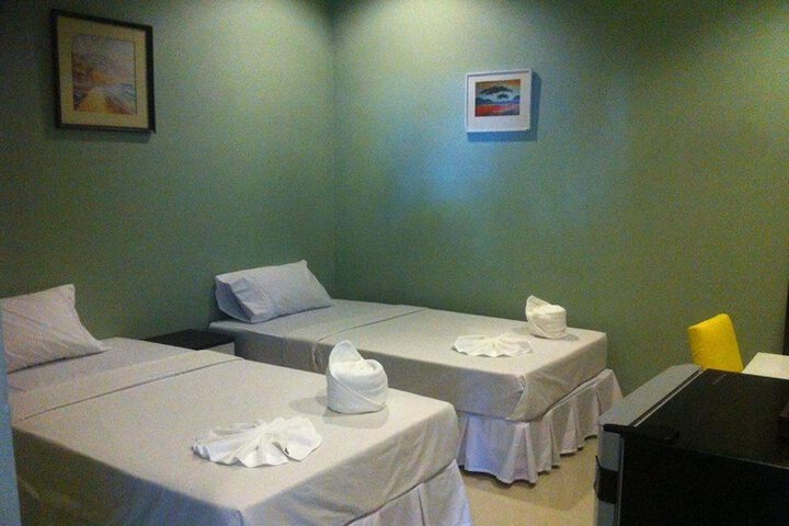 Room 15 of 117