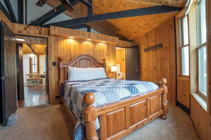 Room 7 of 117