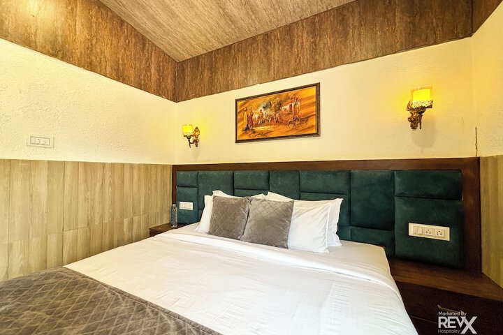 Room 44 of 156